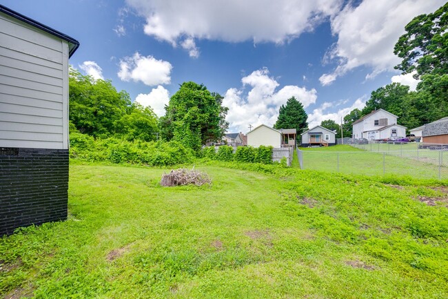 Building Photo - Cute 2 bedroom 1 bath home in Gastonia.