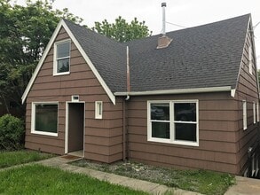 Building Photo - Charleston District- 1 bed 1 bath with W/D...