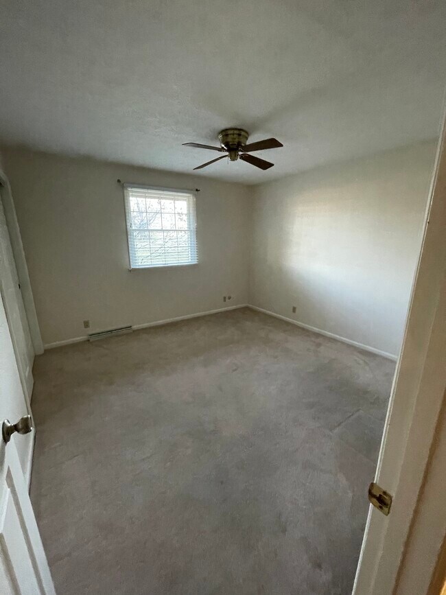 Bedroom - 9548 Miamisburg Springboro Rd