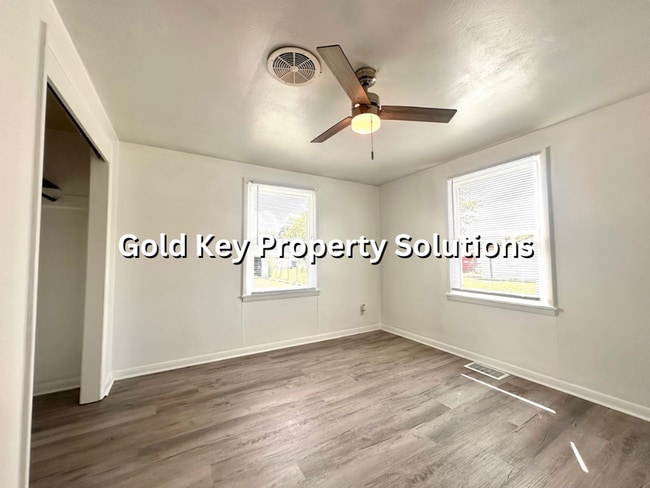 Building Photo - **Single Family Home for Rent in Elwood** ...