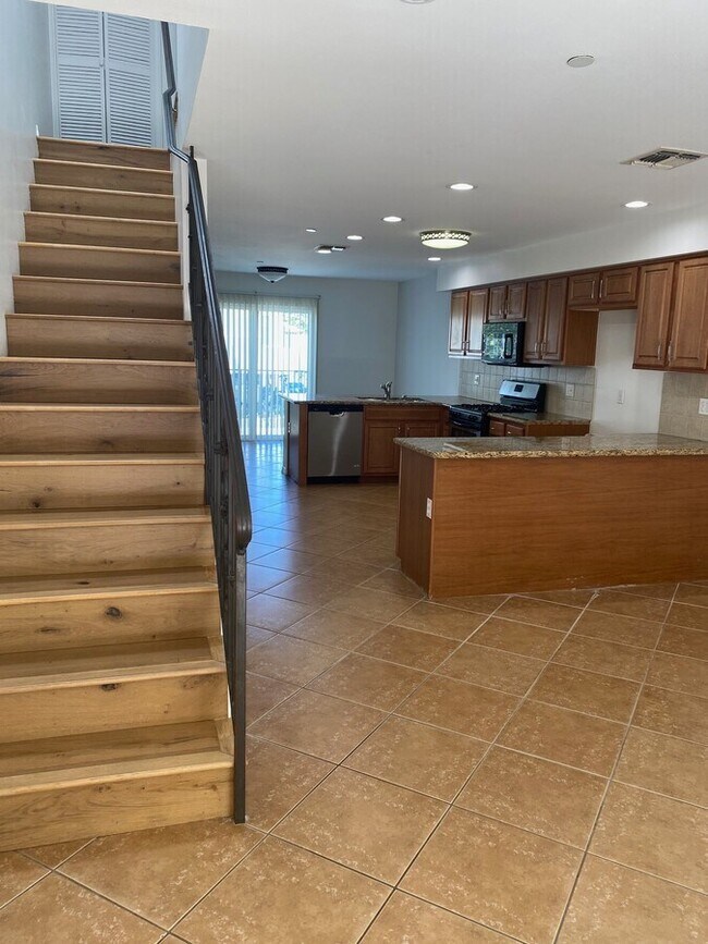 Floorplan - 4854 Laurel Canyon Blvd