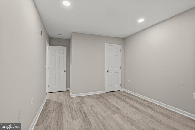 Building Photo - 1430 N Carlisle St
