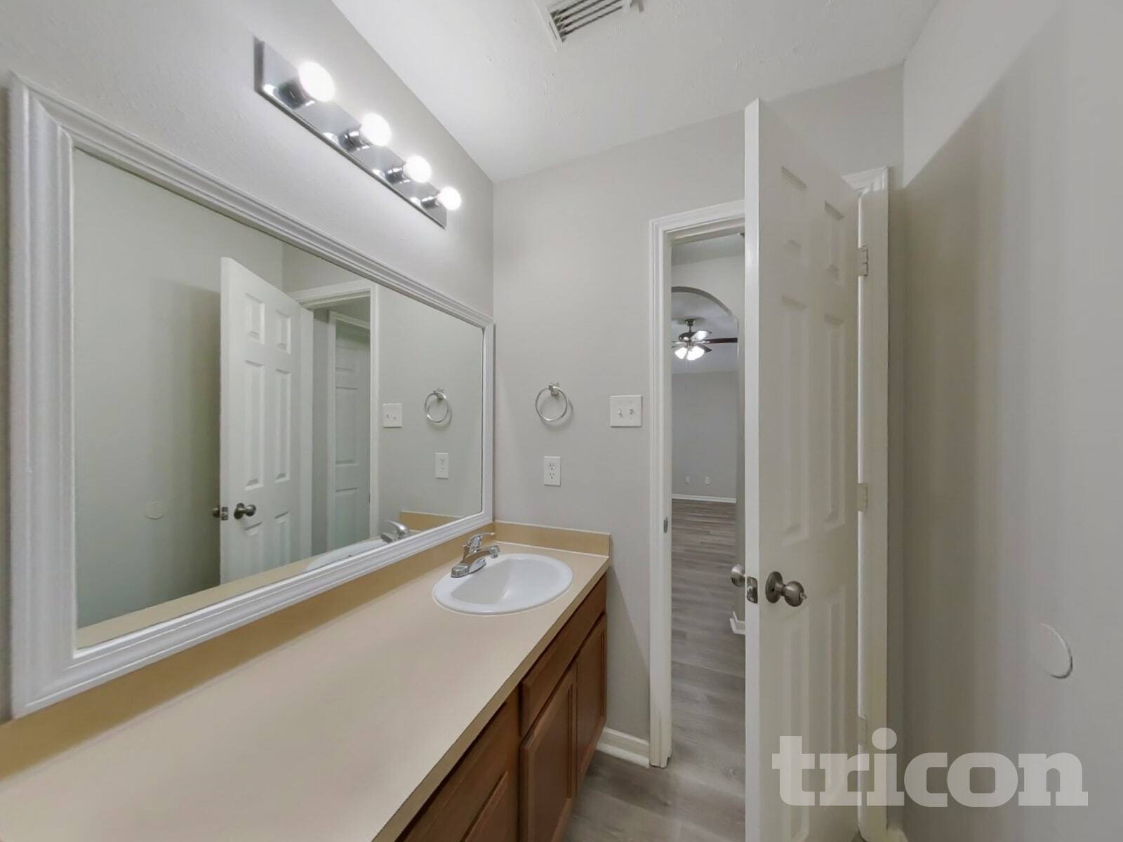 Building Photo - 7402 Deloache Ave