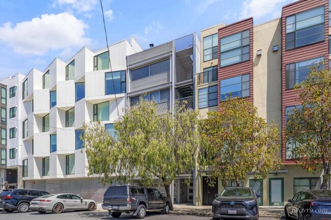 Building Photo - 615 Tennessee St