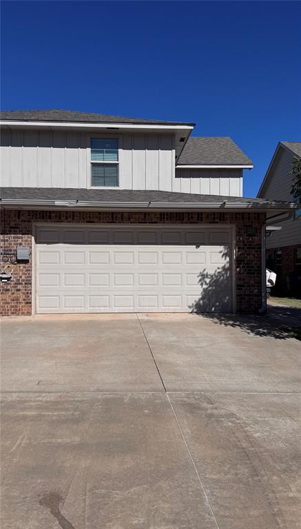 Primary Photo - 2201 Buena Vida Ln