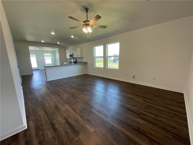 Building Photo - 900 S Green Heron Ln