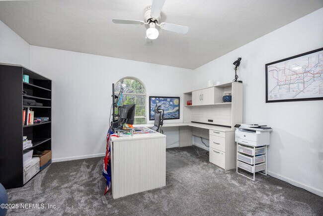 Building Photo - 2388 Halperns Way