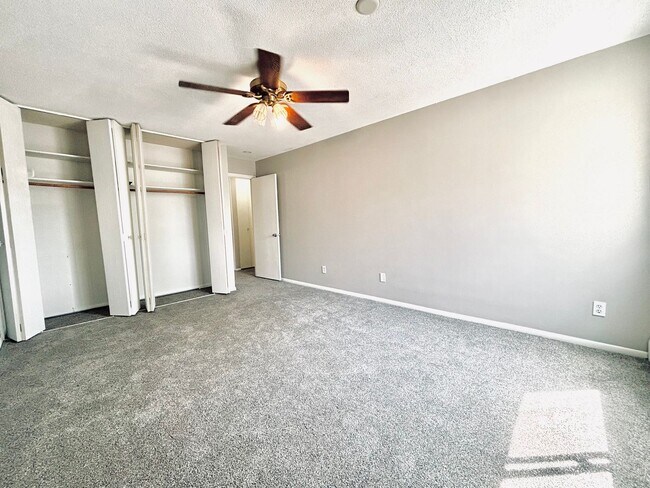Building Photo - LOCATION LOCATION!  Prime, 1 bed/1 bath Co...