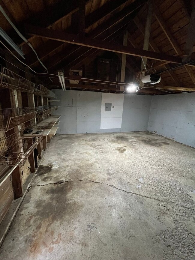 Building Photo - Charming 3-Bedroom Home in Reynoldsburg – ...