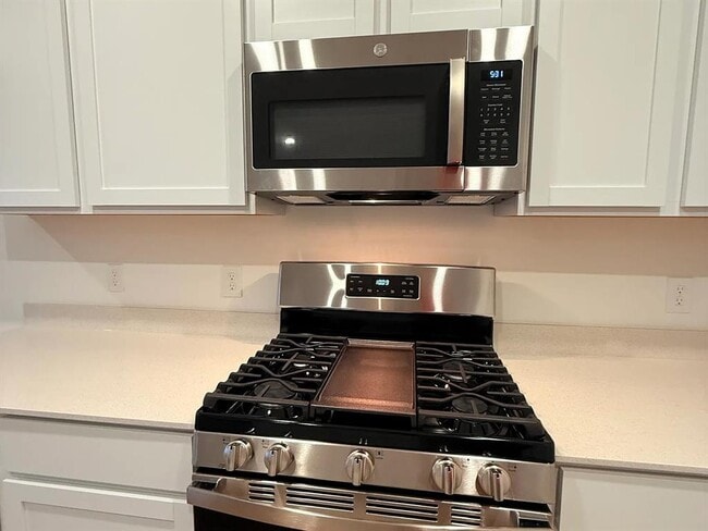 Building Photo - 1840 Black Poplar Wy