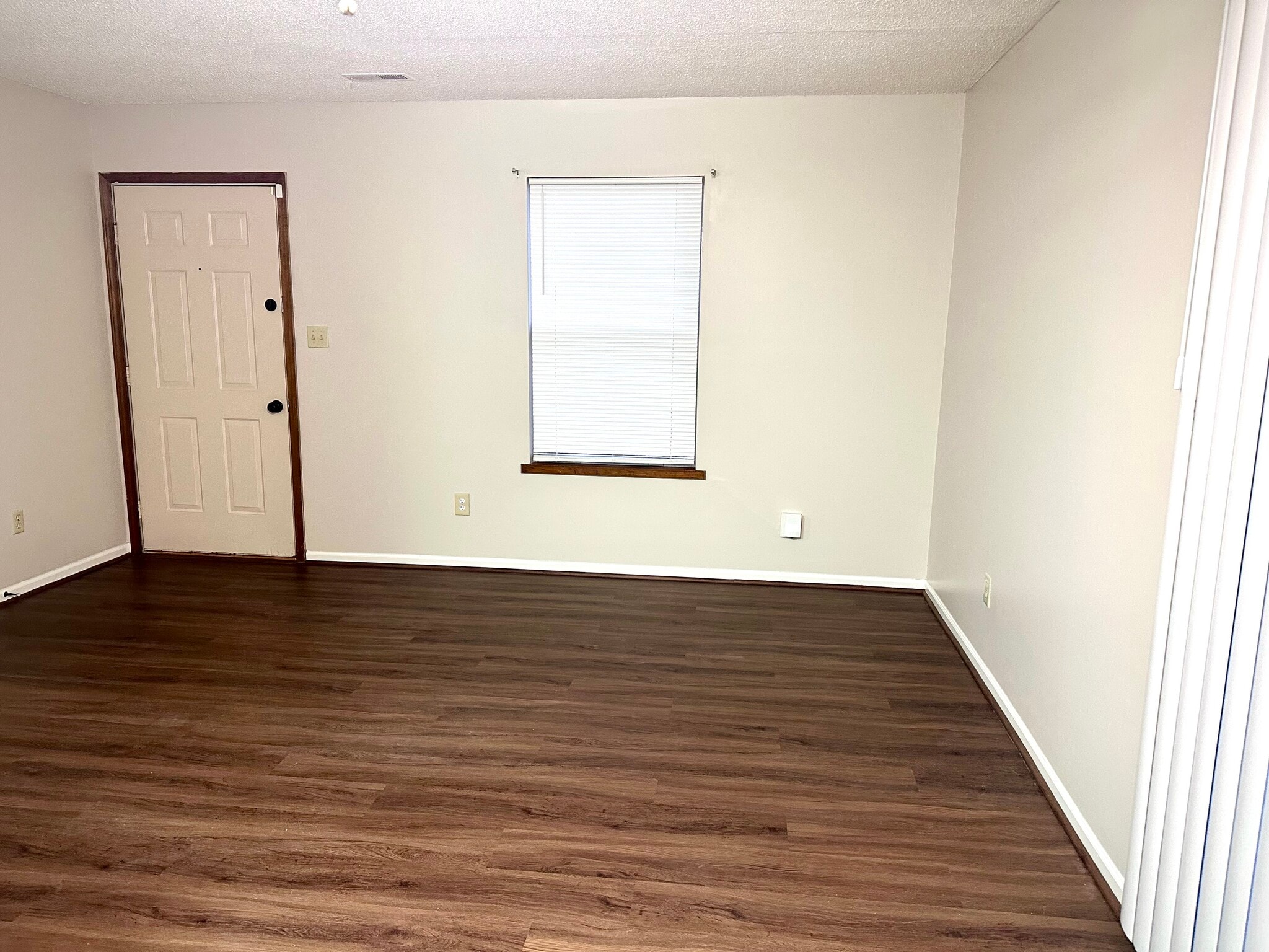 Building Photo - 1121 New Jersey St