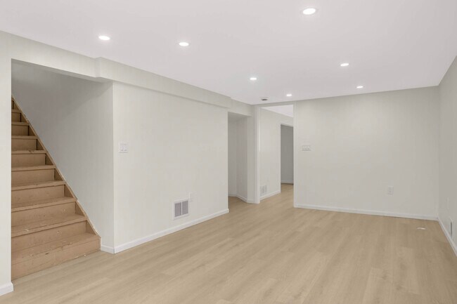 Building Photo - 1415 Nevada Ave