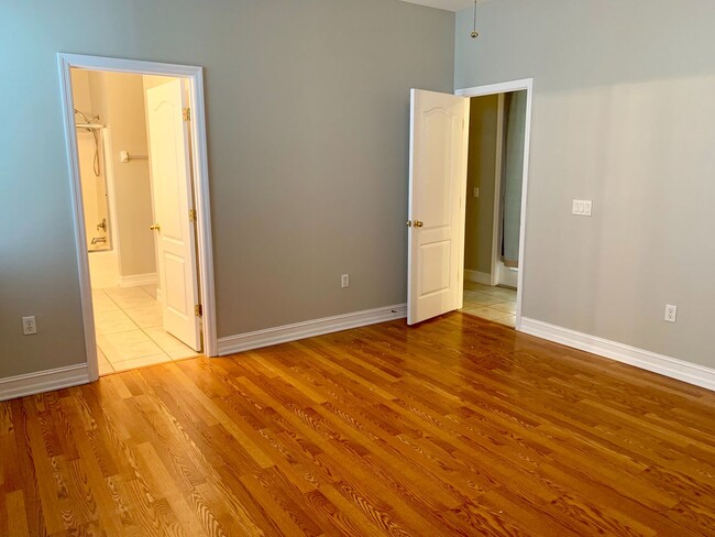 Building Photo - Adorable 2/2 Home in Harmony