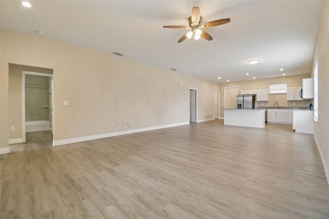 Building Photo - 614 Arapahoe Ave