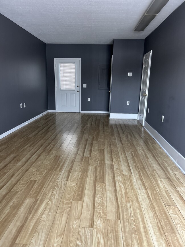 Building Photo - 1030 Finney Rd