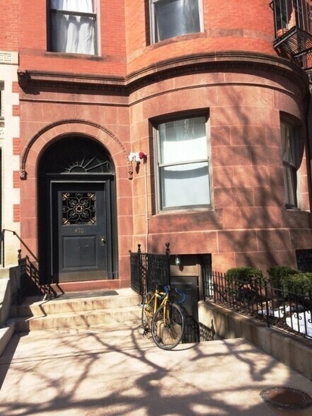 Building Photo - 470 Beacon St