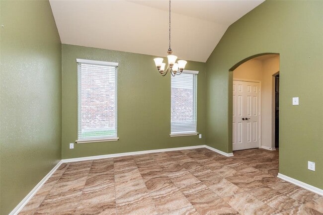 Building Photo - 4506 Hidden Oaks Wy