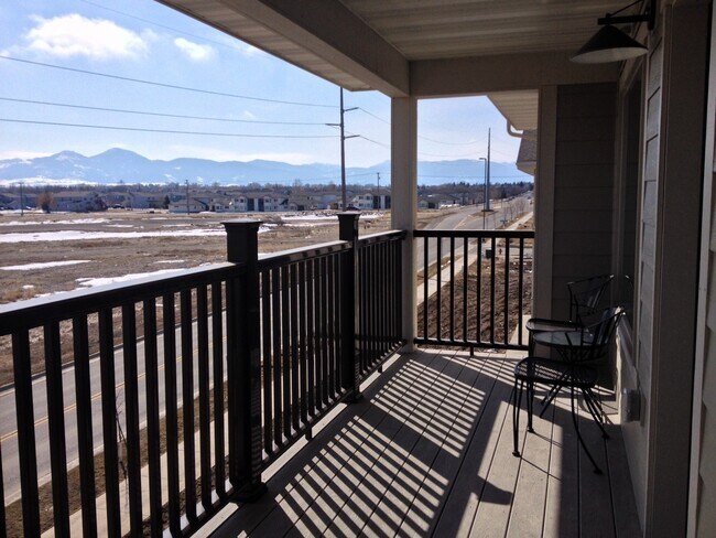 Building Photo - High Quality Construction | Spacious 2 BED...
