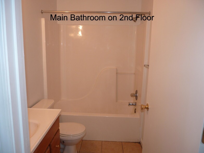 Building Photo - 1171 Wilson Ave