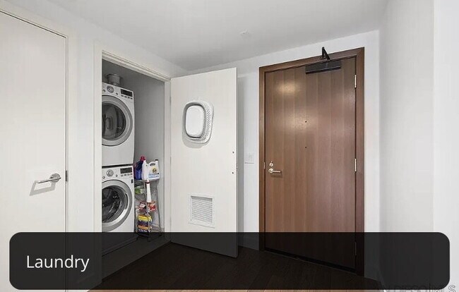 Building Photo - Panoramic Bayfront Luxury Living in the Heart of Little Italy