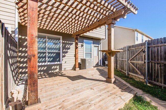 Building Photo - 4112 Macy Ln