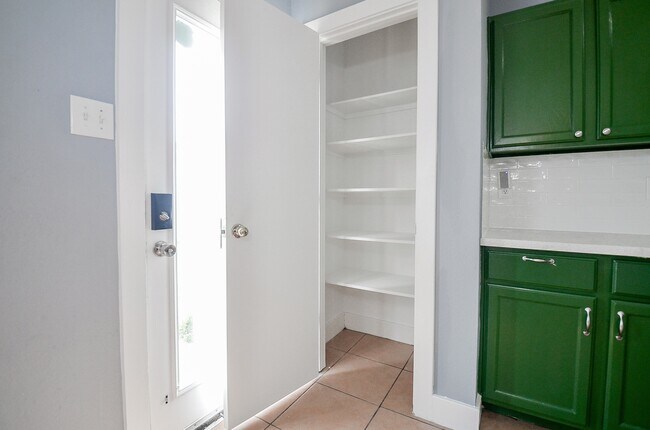 Building Photo - 11924 Prior Park Dr