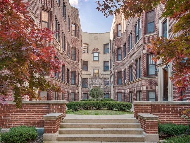 Building Photo - Ivy at Ridgewood