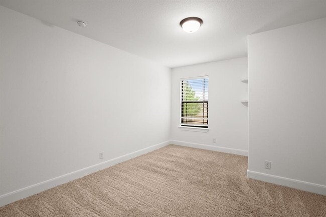 Building Photo - 8717 Panadero Dr