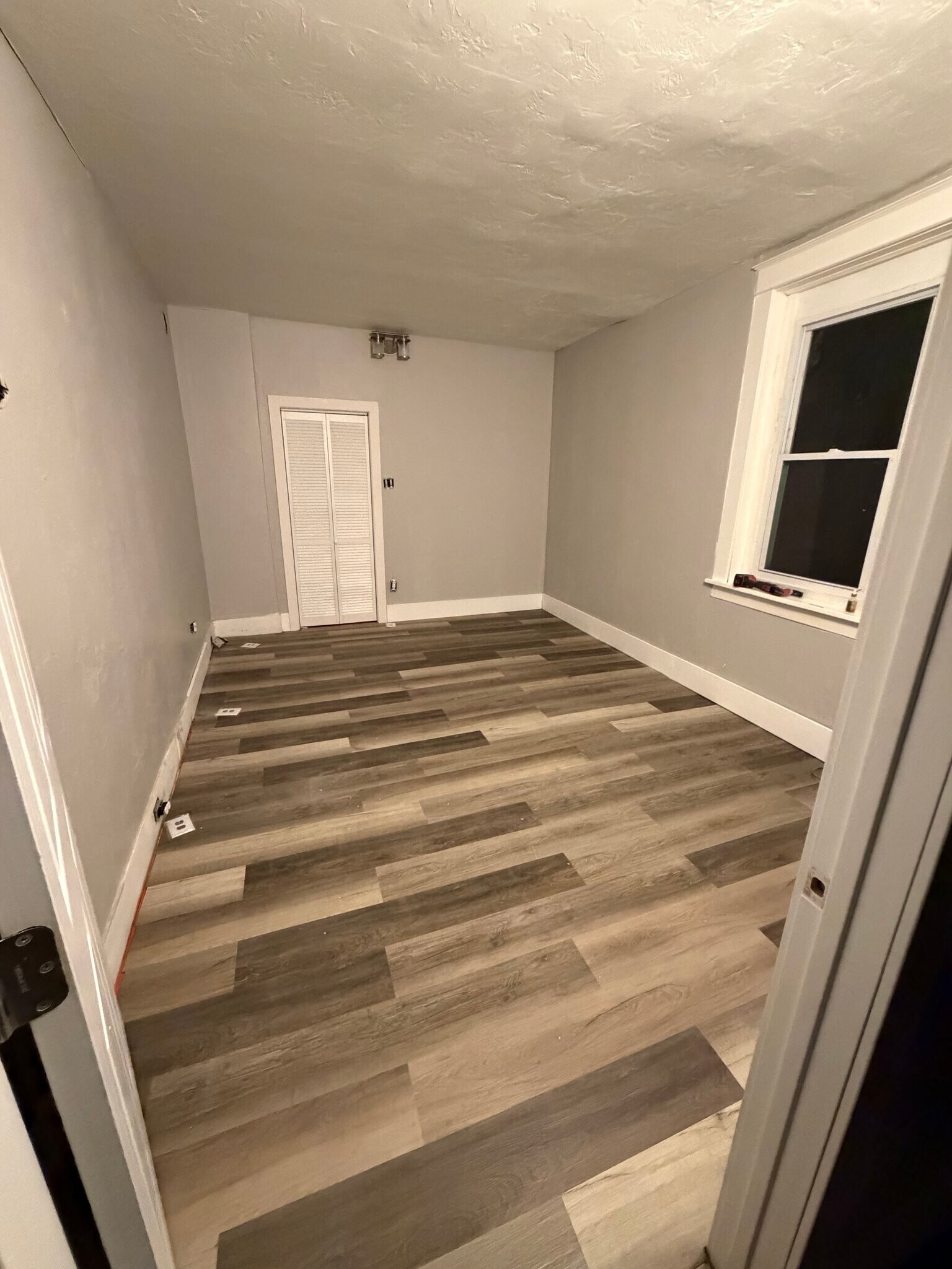 Building Photo - 907 Chartiers Ave