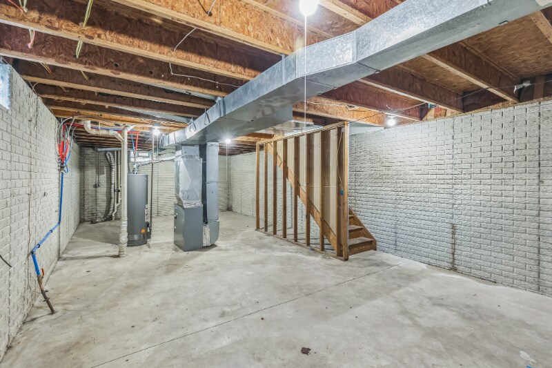Building Photo - 3415 E 106th St