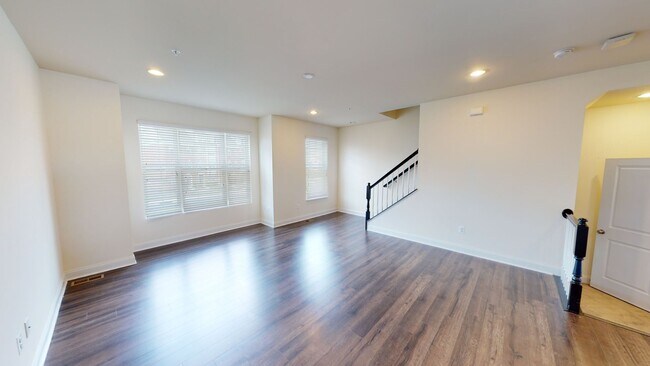 Building Photo - 11242 Saint Luke Drive - Move-in ready!