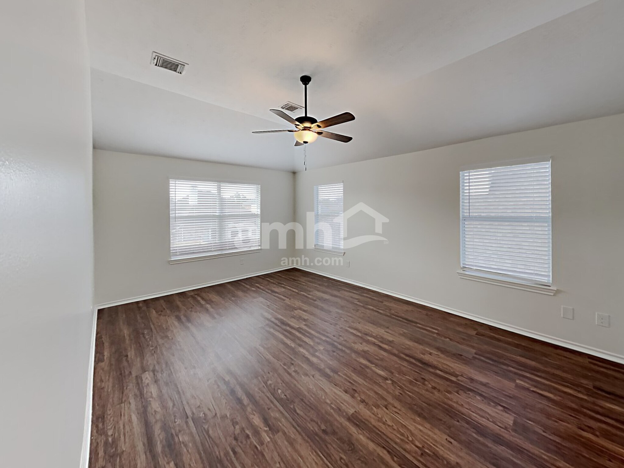 Building Photo - 15334 Sienna Oak Dr