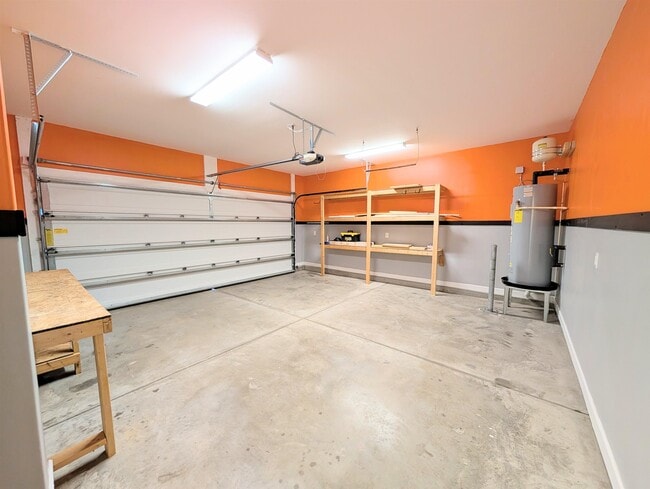 Building Photo - 244 Belclare Way