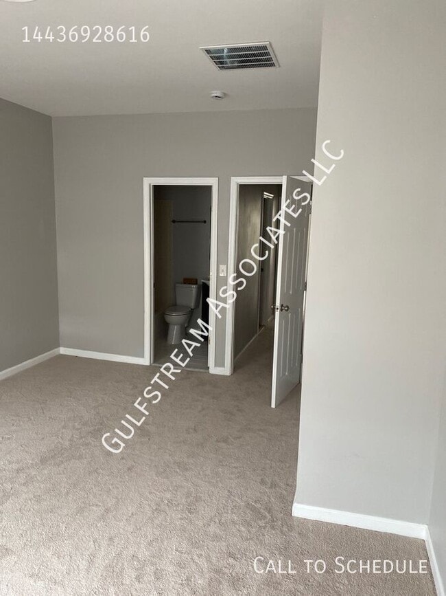 Building Photo - 2741 W Fairmount Ave