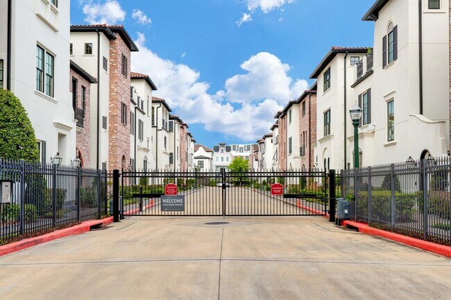 Building Photo - 30 Southside Cir