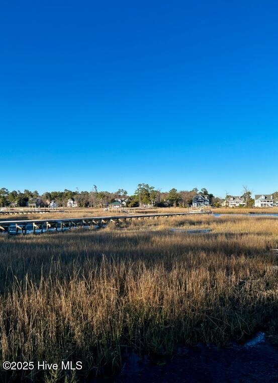 Building Photo - 410 Buccaneer Rd