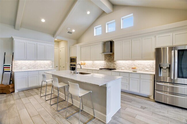 Building Photo - 949 Indian Hawthorne Dr