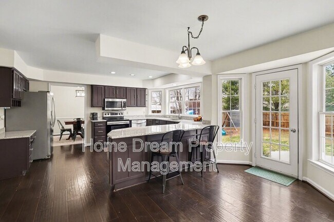 Building Photo - 7415 Sterling Dr