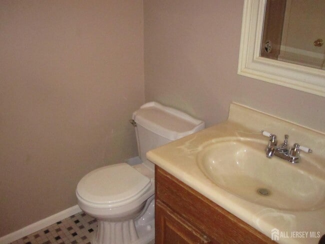 Building Photo - 202 Goldmine Ln