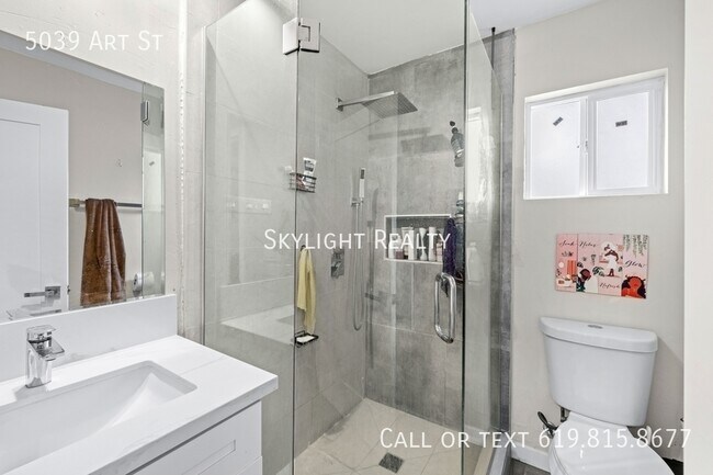 Building Photo - 5039 Art St