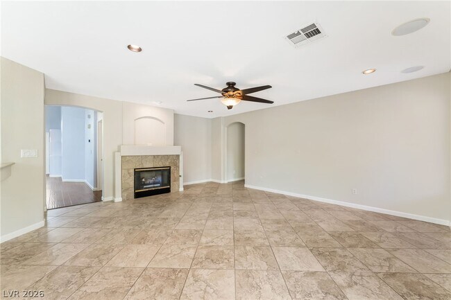 Building Photo - 1733 Tesara Vista Pl