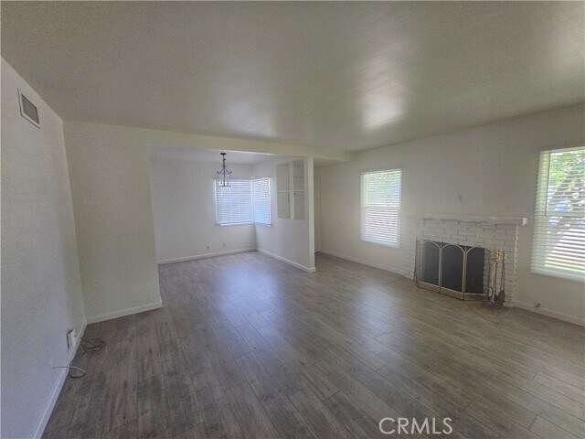 Building Photo - 731 E Renwick Rd