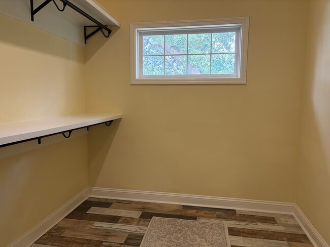 Building Photo - 34 Cobblestone Ct