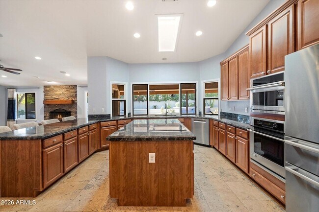 Building Photo - 11414 N 54th Pl