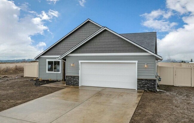 Building Photo - New Construction !