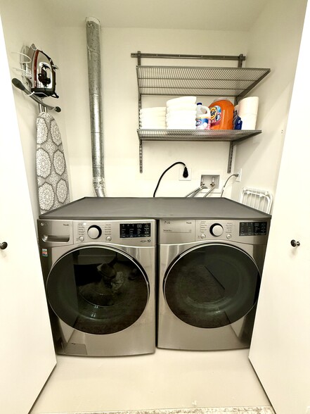 Samsung Smart washer and dryer - 2001 Biscayne Blvd