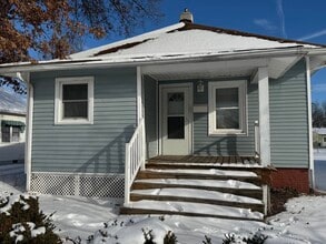 Building Photo - 17 S Crawford St