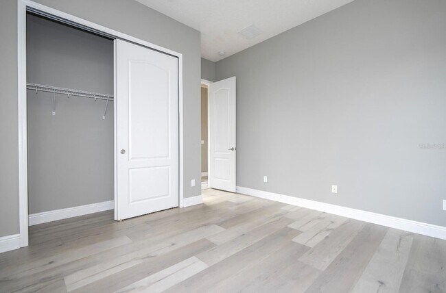 Building Photo - 7573 Green Mountain Way
