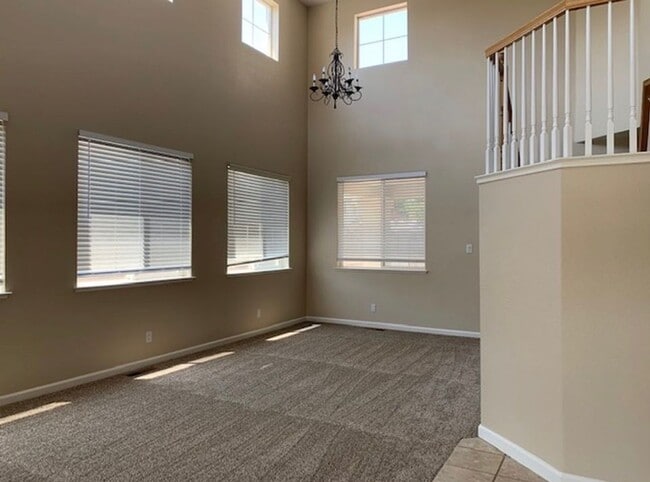 Building Photo - 10180 Hampton Park Dr