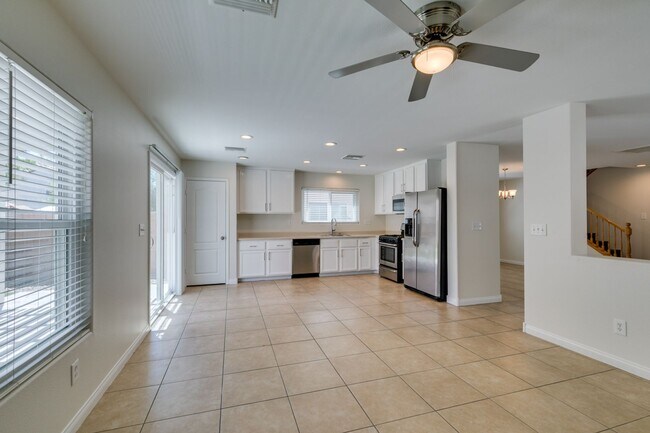 Building Photo - Remodeled 3-Bedroom Home with Loft.